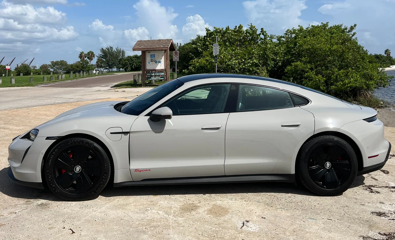Porsche Taycan reference photograph, view 2